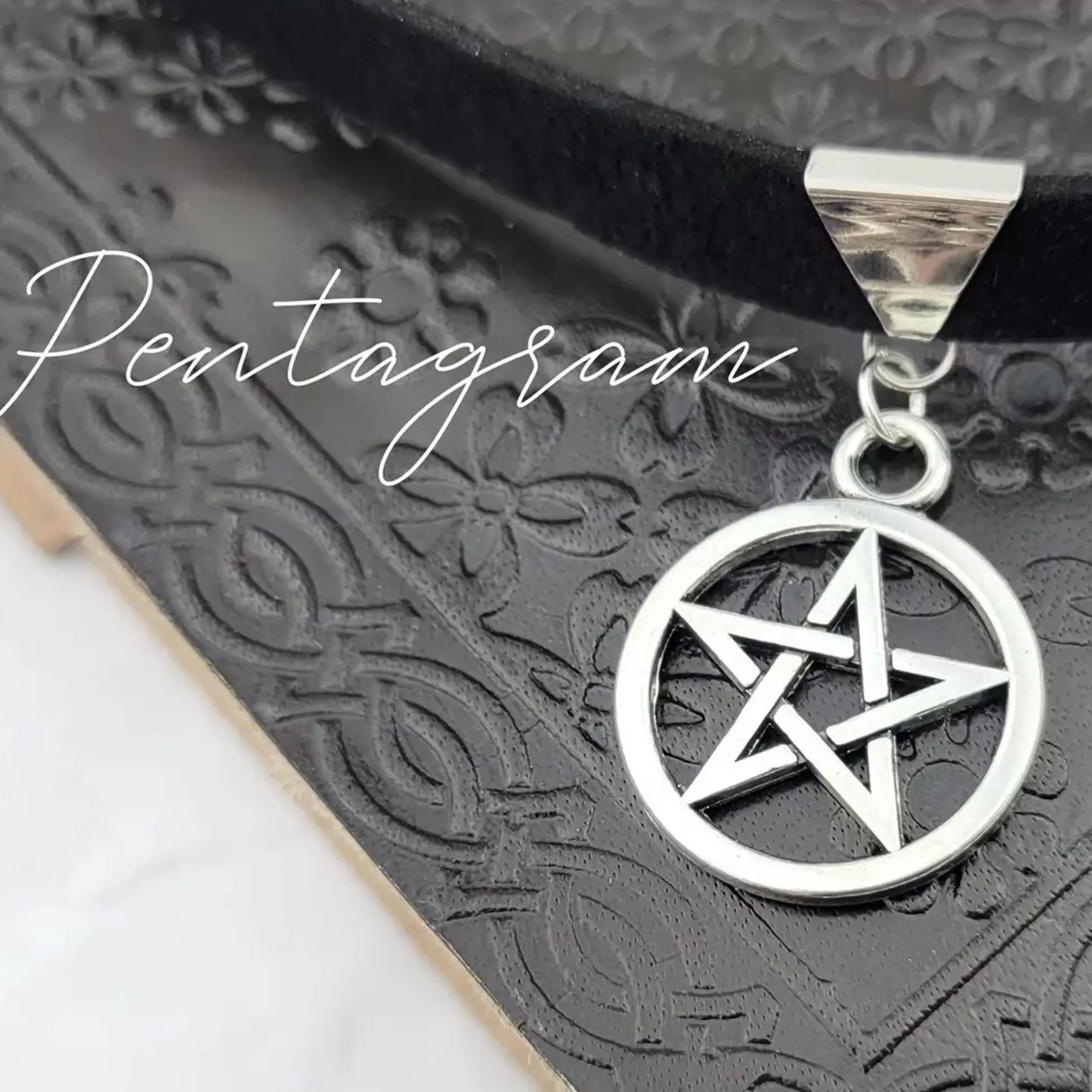 SpotLight Jewelry Jewellery>Black Gothic Velvet Choker Pentagram