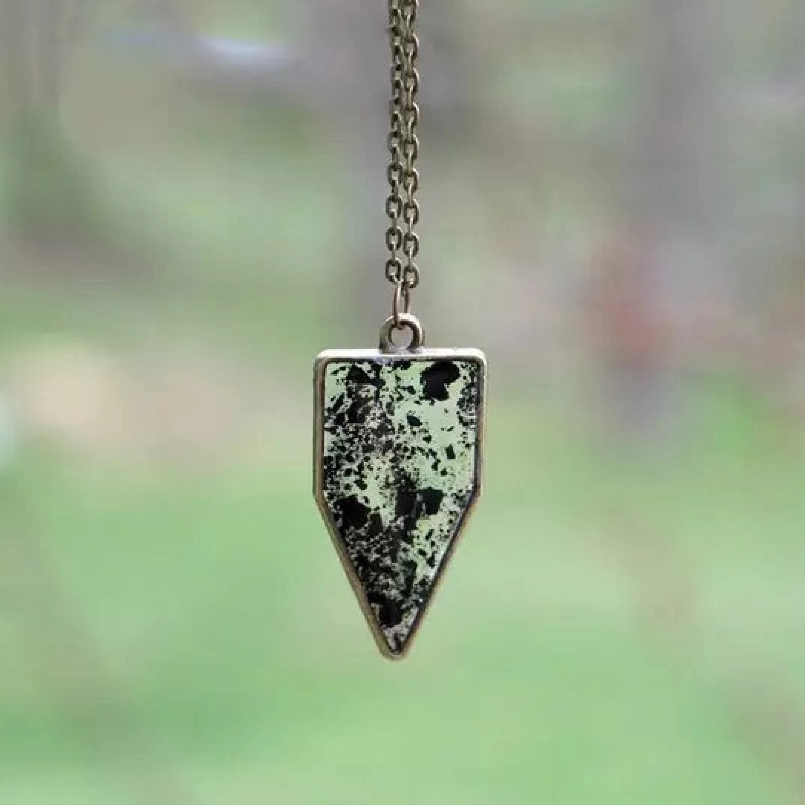 The Pretty Pickle Jewellery>Coal Dust Pendant Necklace