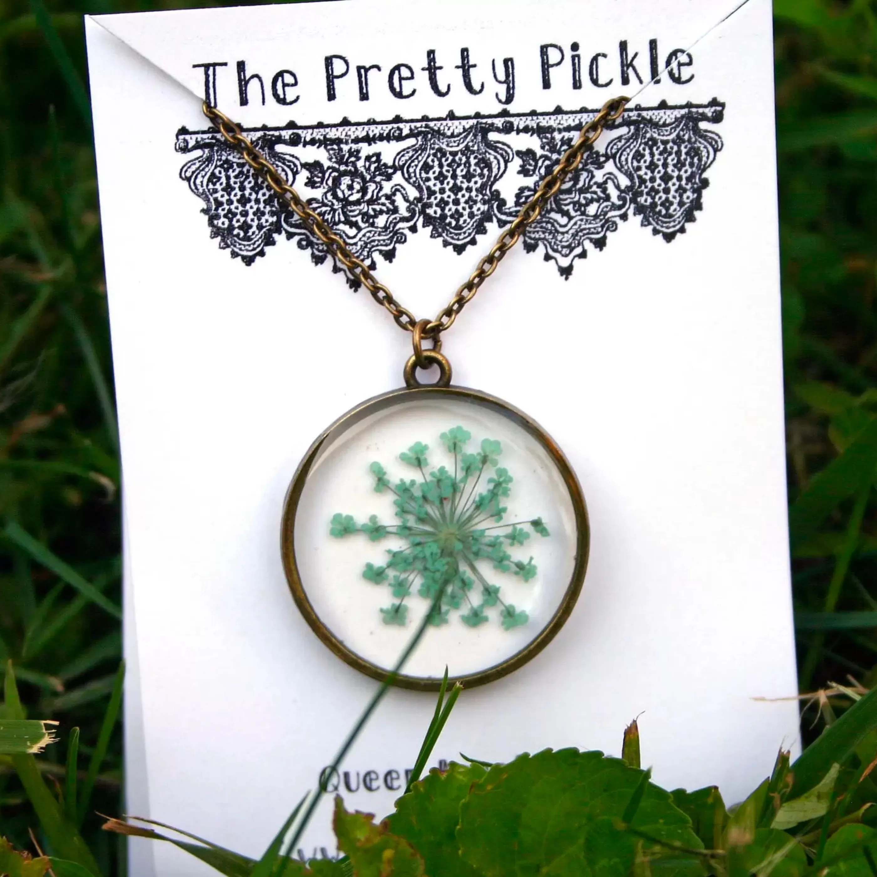 The Pretty Pickle Jewellery>Light Blue Queen Anne's Lace Flower Necklace