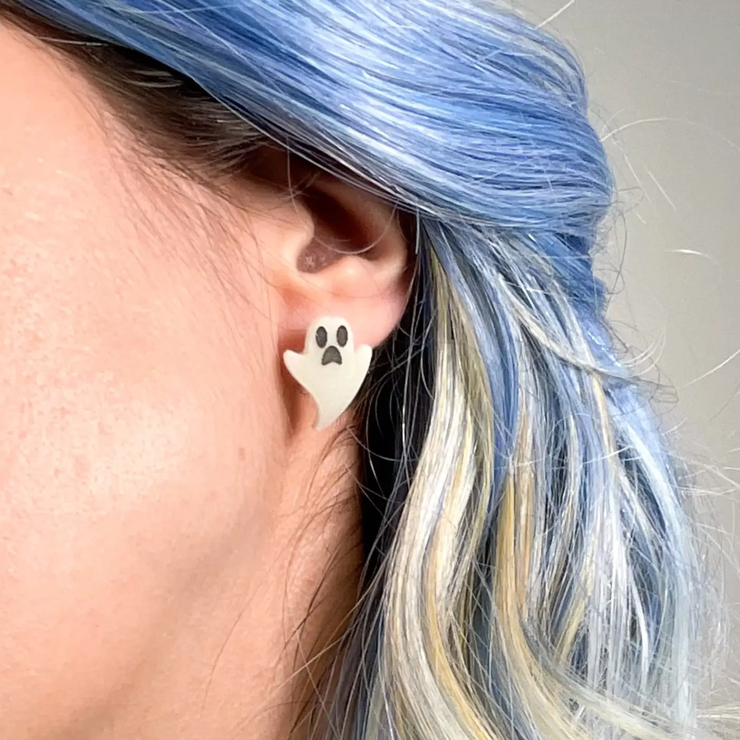 Vinca Jewellery>Little Ghost Earrings