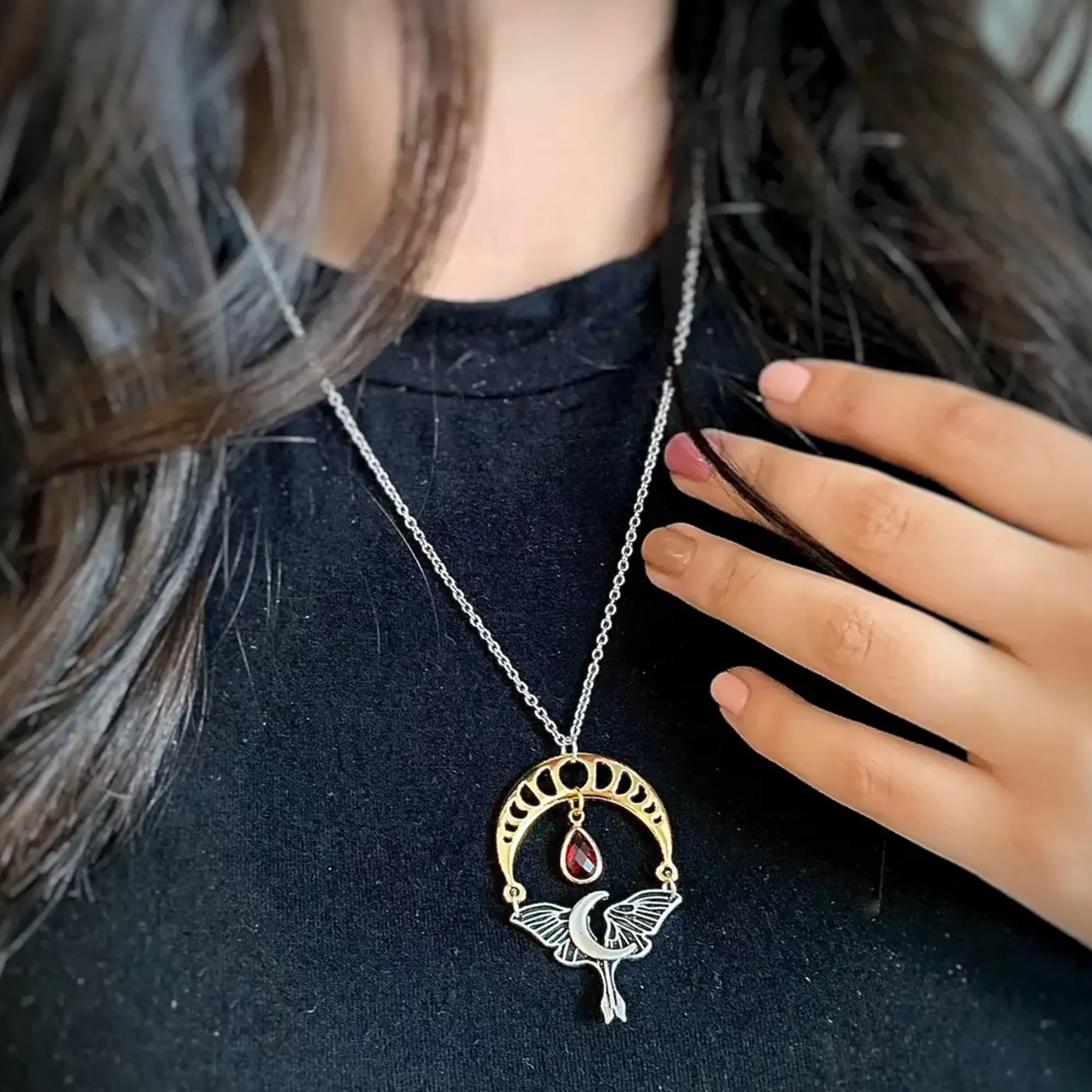 SpotLight Jewelry Jewellery>Teardrop Moon Phase Necklace Red